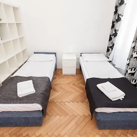 Apartment Centre Style