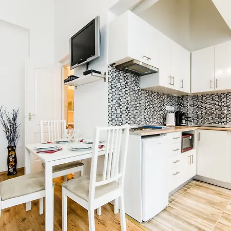 Centre Style Apartment